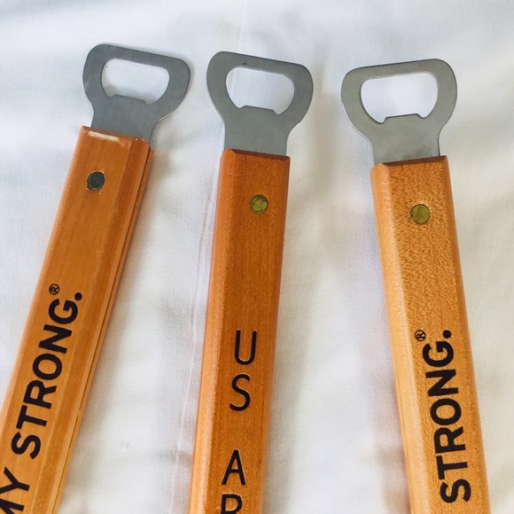 Army Strong BBQ Grilling Set by You the Fan - Picture 3 of 12